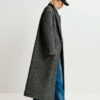 Manteau à chevrons noir et blanc - Glide - Essentiel Antwerp – Image 4